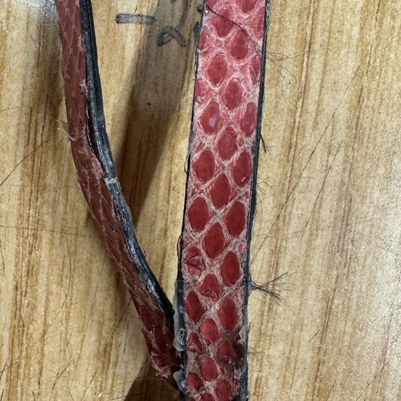 Burberry zip around wallet - Picture 3 of 9